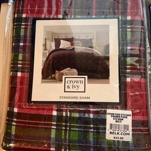 Crown & ivy  🔥final sale🔥⭐️standard shams NWT